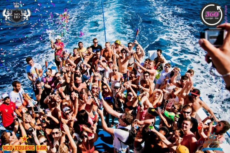 champagne showers boat party