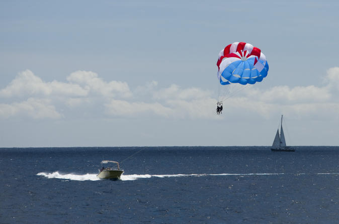 waikiki parasailing experience in oahu